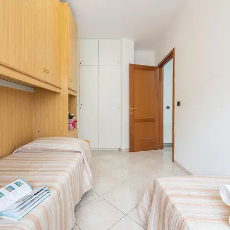 Affittasardegna-casa Tarragona * Alghero